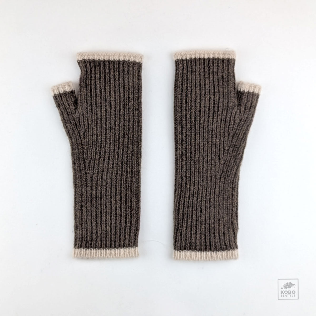 Cashmere Ribbed Fingerless Gloves - Cocoa/Cream