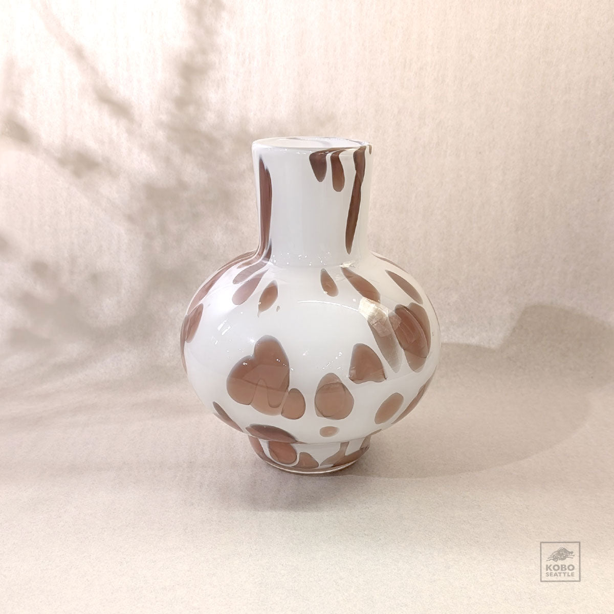 Handblown Glass Puffy Shape Vase 15 by Sayuri Fukuda