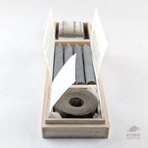 Japanese Hemp Charcoal and Sumac Wax Candle Set