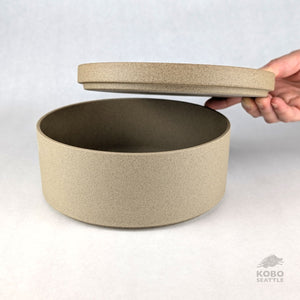 Hasami Tall Bowl & Lid/Plate Set - Large, Natural