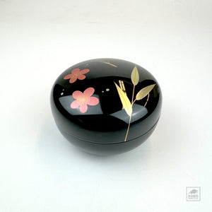 Heiando Japanese Lacquer Domed Box - Shochikubai