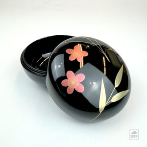 Heiando Japanese Lacquer Domed Box - Shochikubai