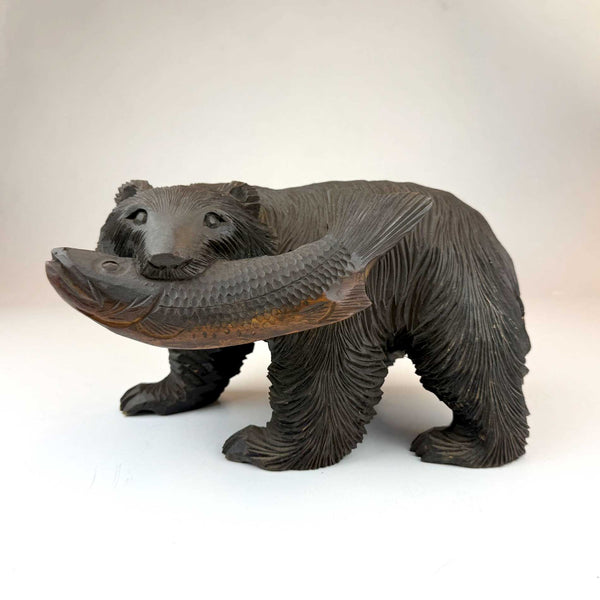 北海道　木彫りの熊　台座付　彫刻 木工品　昭和レトロ　HOKKAIDO BEAR Vintage Hokkaido Bear 