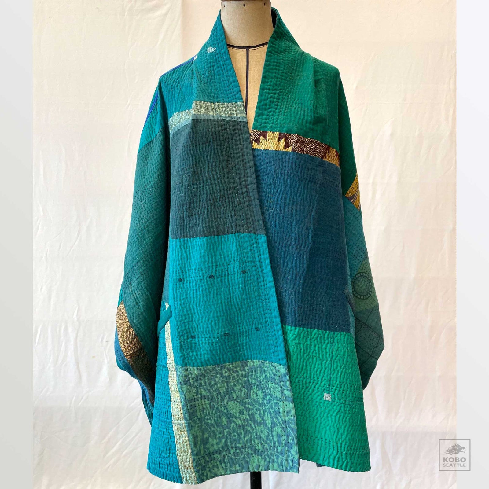 Reversible Cotton Silk Patch Kantha Double Collar Poncho 08