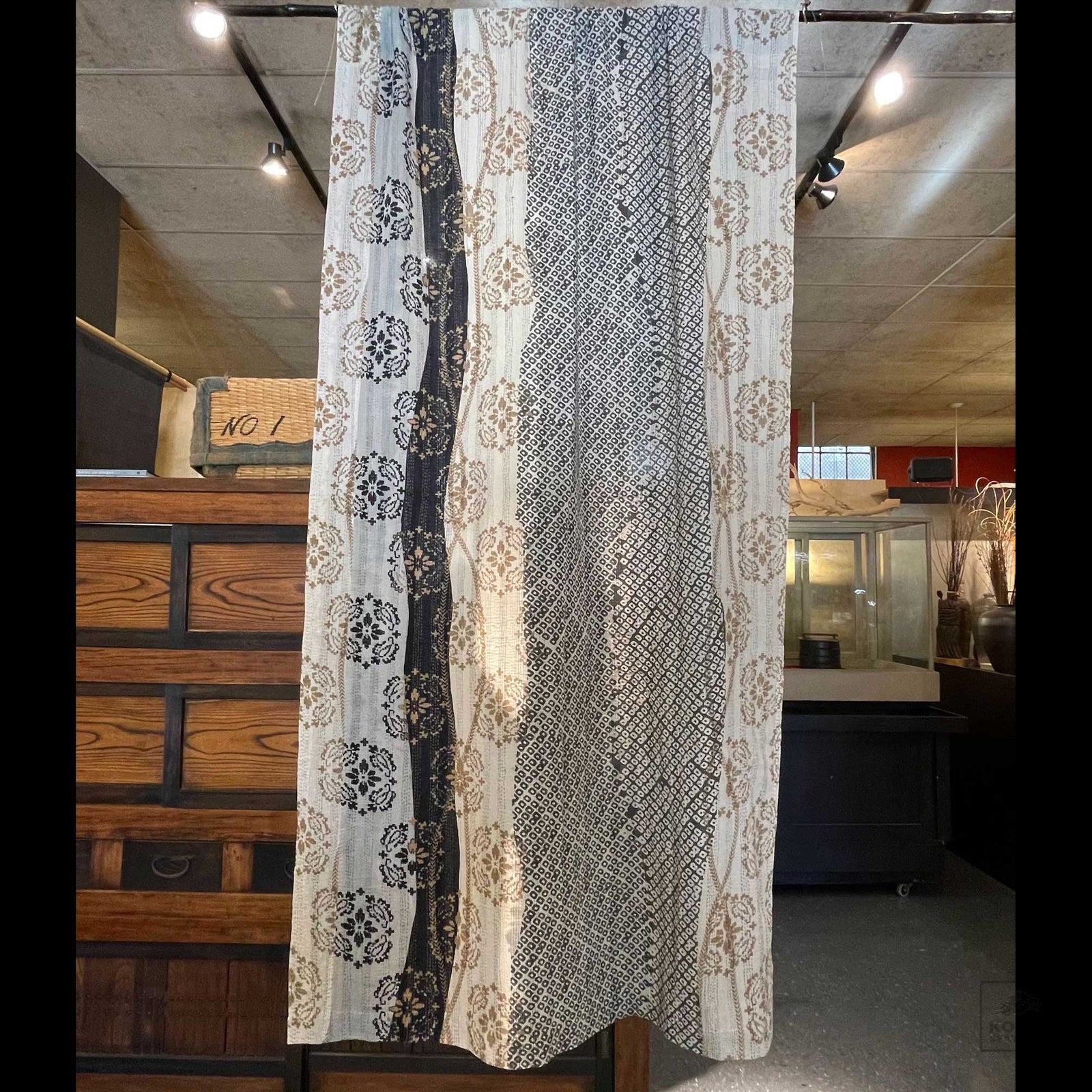 Kimono Cotton with Kantha Curtain 113