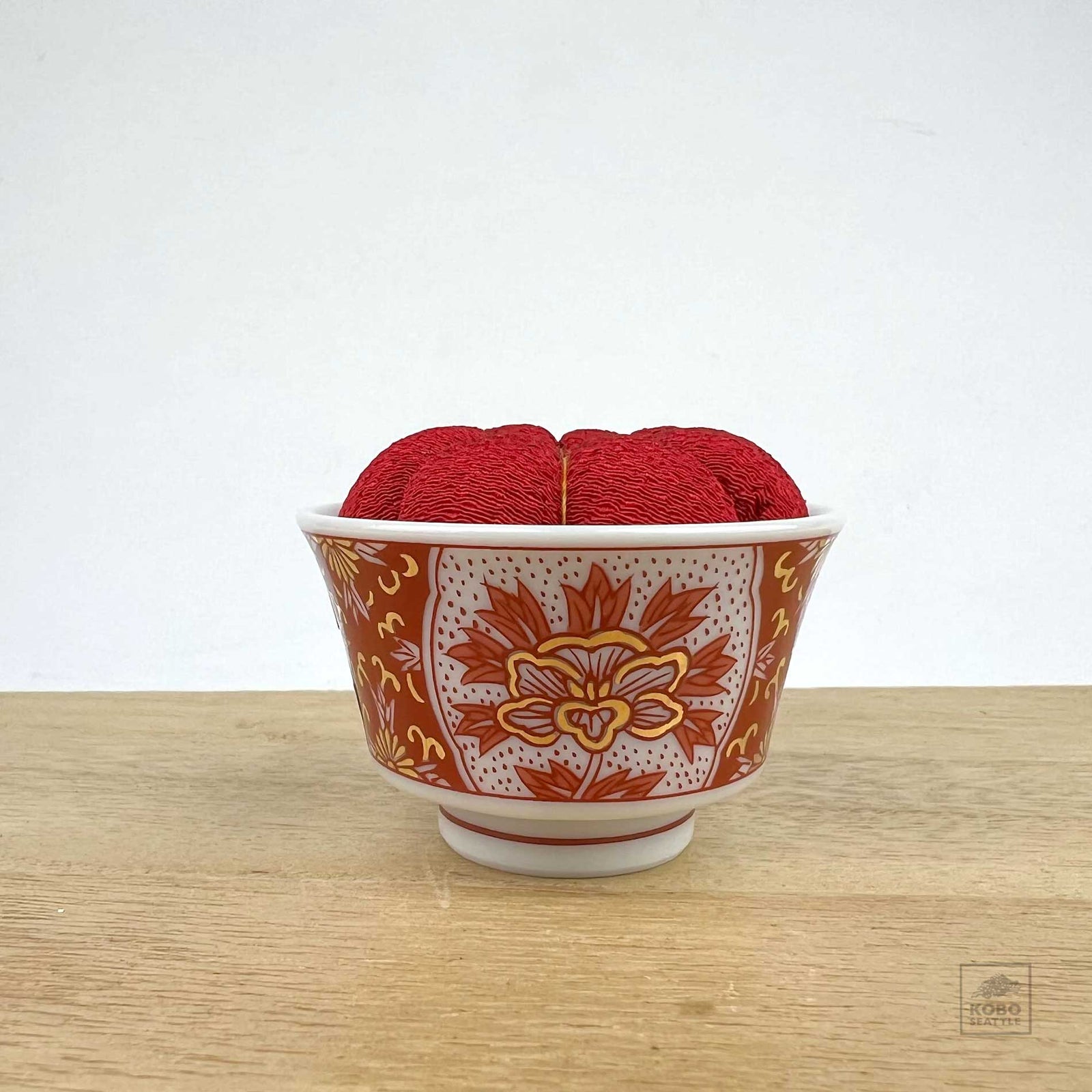 Kutani Pincushion: Yoshidaya