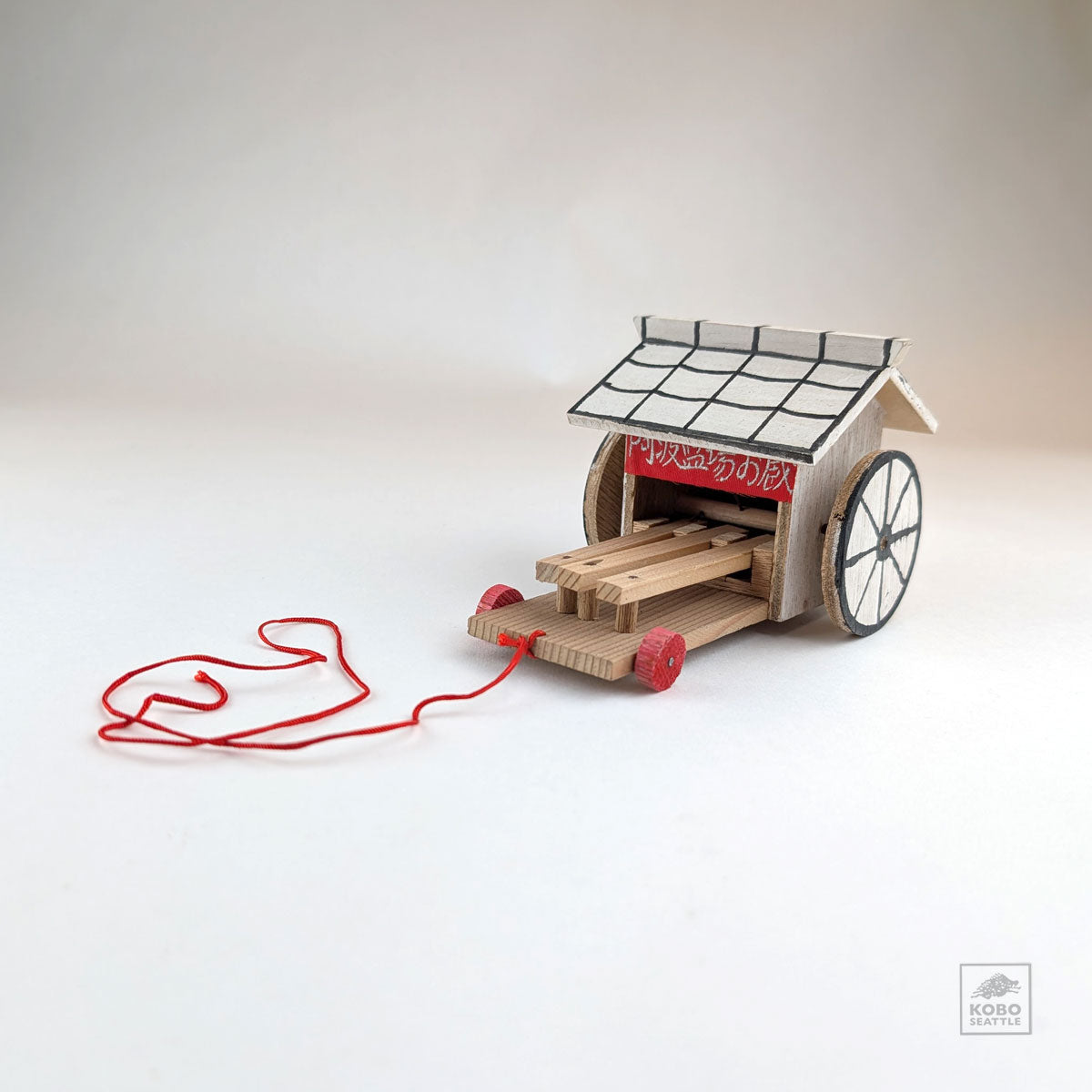 Wood Pull Toy - Aiage Okura