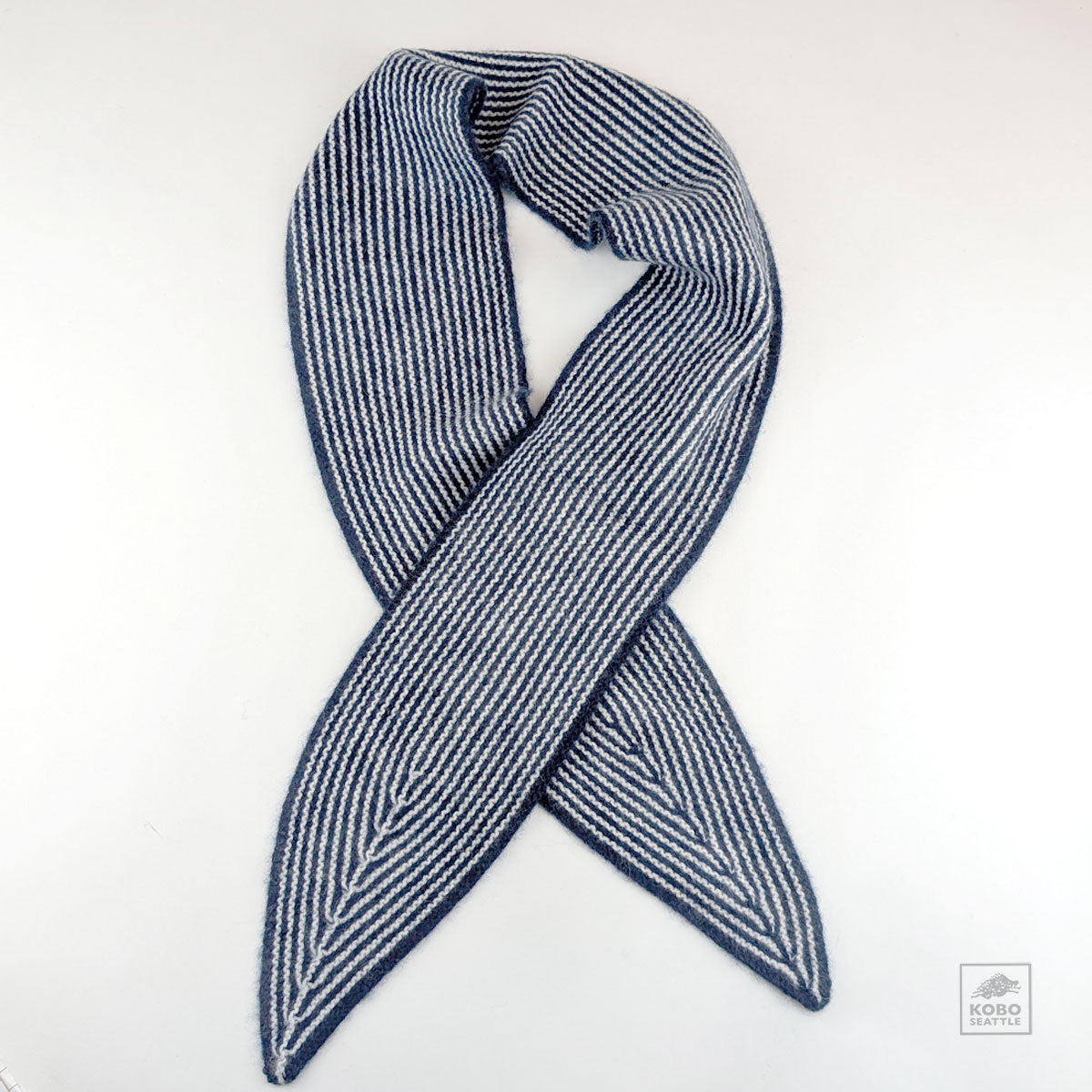 Cashmere Rib Neck Scarf