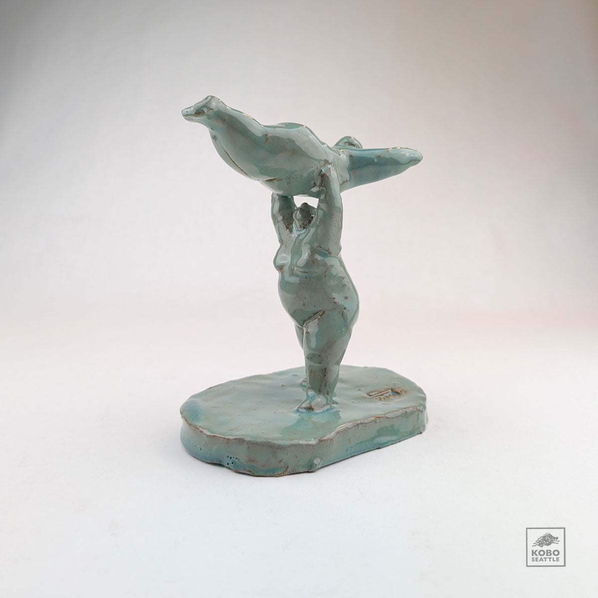 Supported Airplane Figures by Tomoko Suzuki
