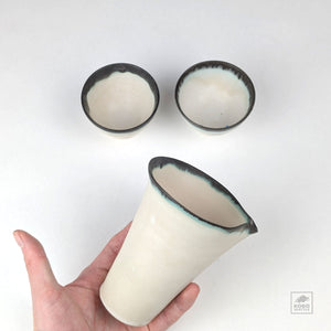 Tomomi Shinohara 03 - pourer + two cups (three-piece set)