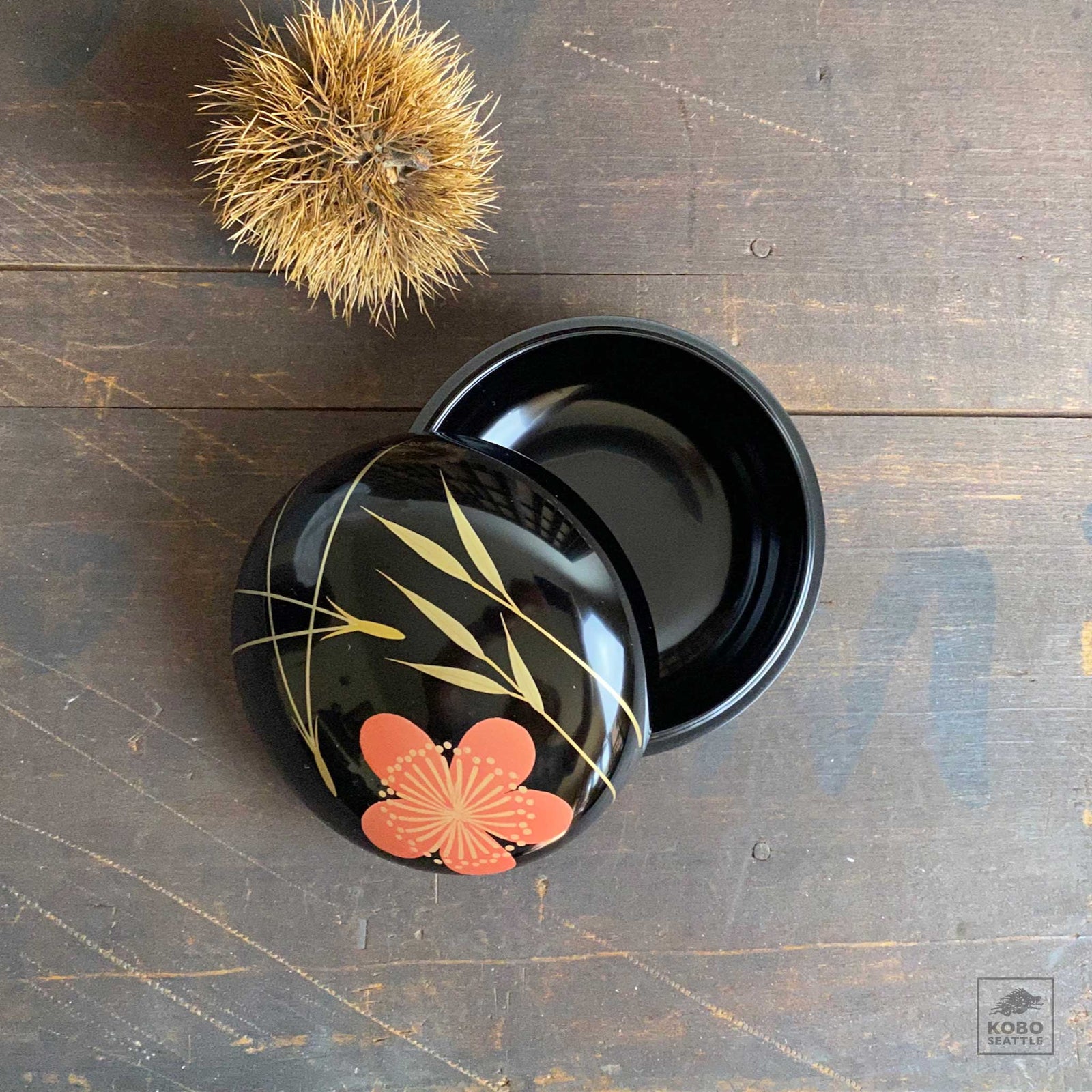 Heiando Japanese Lacquerware Container - Shouchikubai