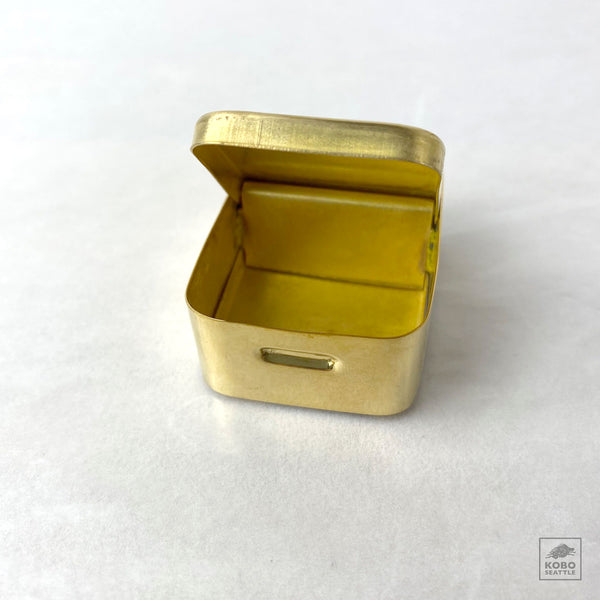 Brass Pill Box – Earthen