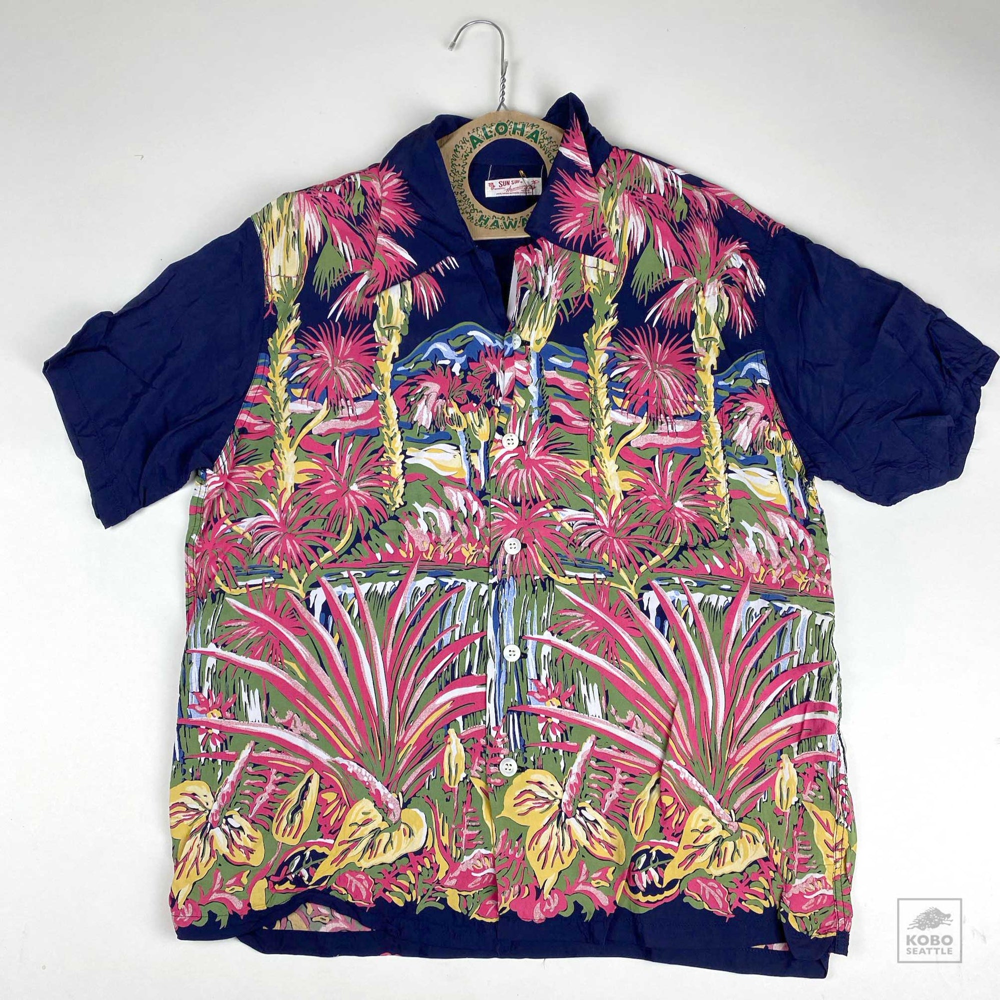 Vintage Hawaiian Shirt 16