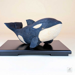 Waranbe Killer Whale (L) by Atsushi Tanaka
